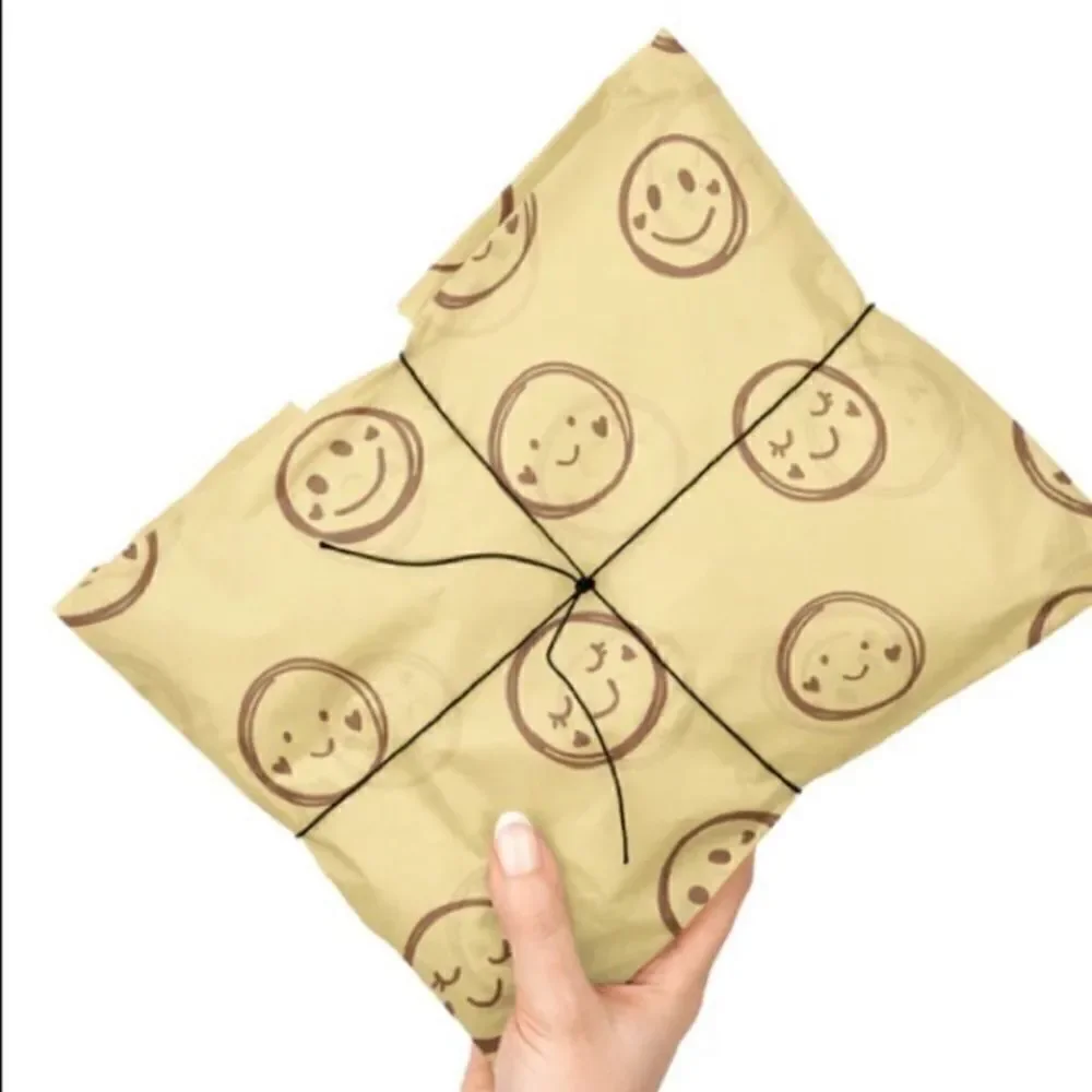 Listing to show prints of Tissues Paper